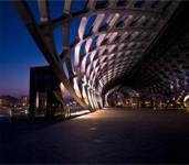 经由多年生长，，公司现有一支专业团队